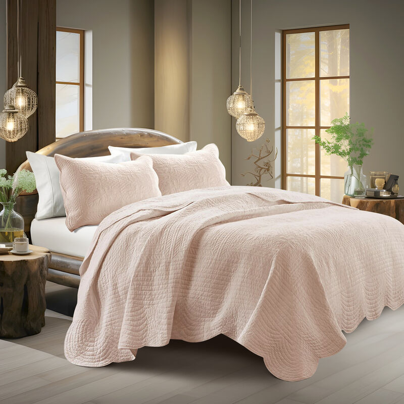 Gracie Mills Salvatore 6-Piece Reversible Cottage-Inspired Scalloped Edges Daybed Set