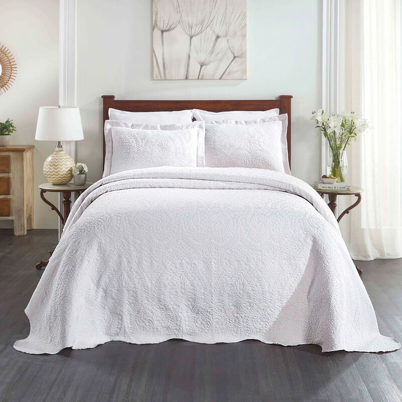 3-Piece Cotton Blend Bedspread Set with Jacquard Floral Design image number 0