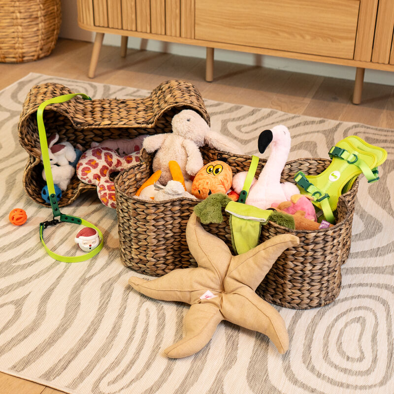 Digby Bone-Shaped Large Hand Woven Water Hyacinth Nesting Pet Toy Organizer Baskets (Set of 2) image number 5