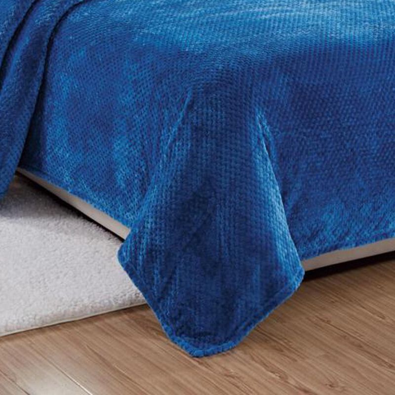 Plazatex Noble House Micro Plush Blanket