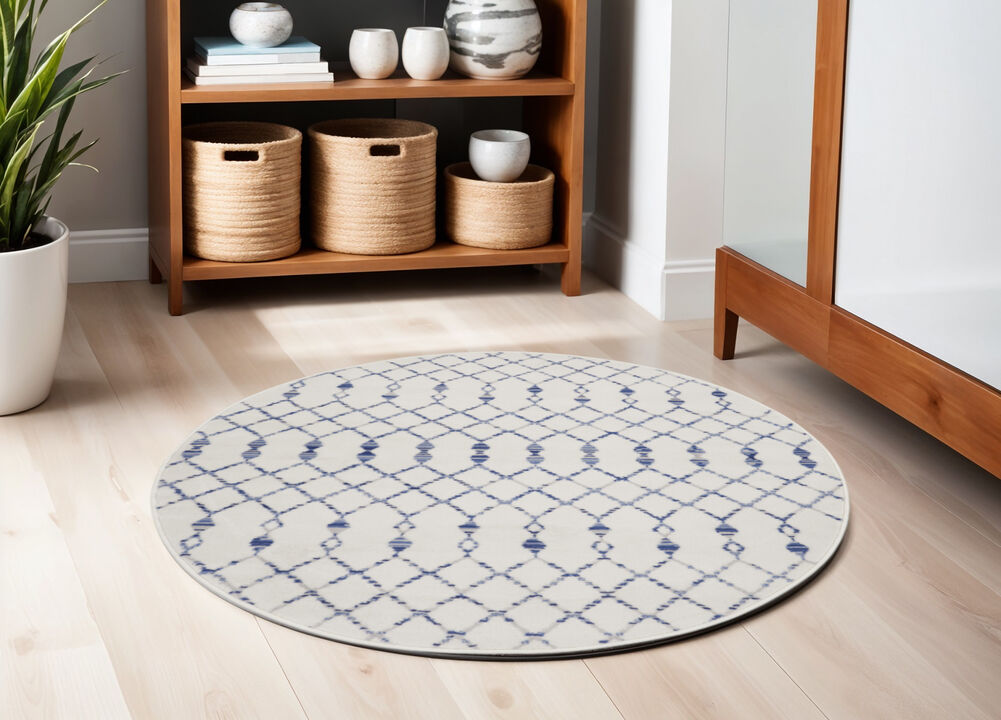 HomeRoots Geometric Round Rug