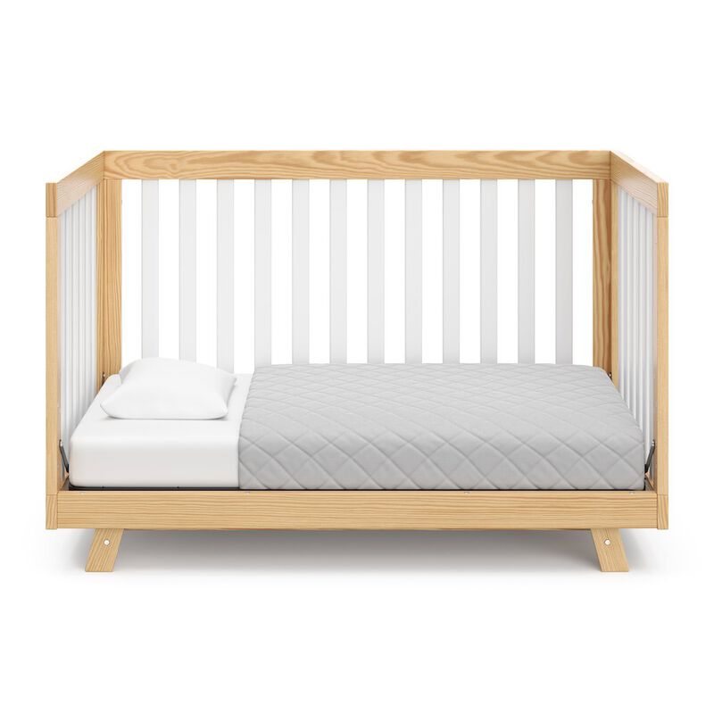 Storkcraft Beckett 3-in-1 Convertible Crib (Natural with White)