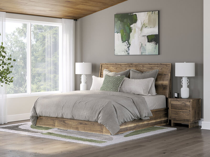 Zadilyn King Panel Bed image number 1