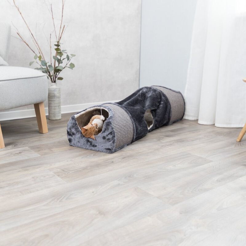 TRIXIE Sisal & Plush 1-Level Cat Condos with Scratching Surface, Tunnel & Cat Toy image number 1