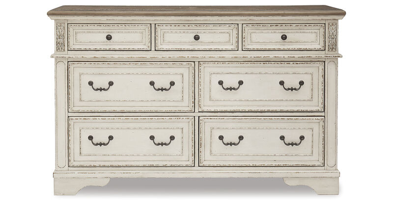 Realyn Dresser image number 4