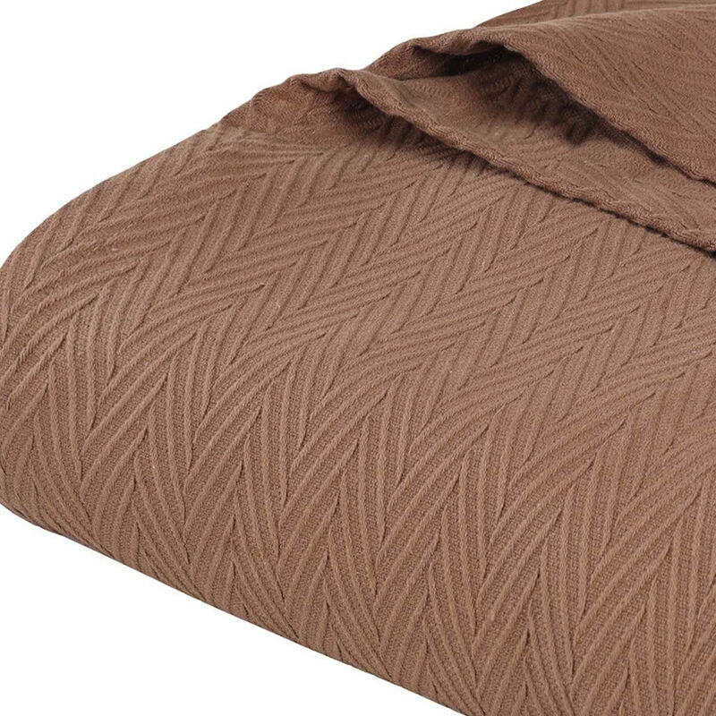 HomeRoots Queen Taupe Cotton Woven Chevron Blanket image number 2