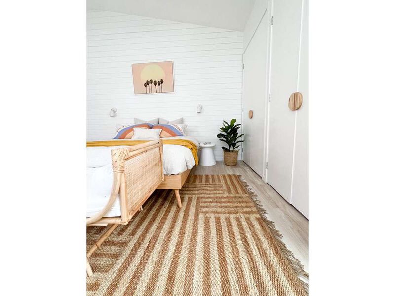 Abbie Natural and Bleached Striped Geometric Jute Rug image number 7