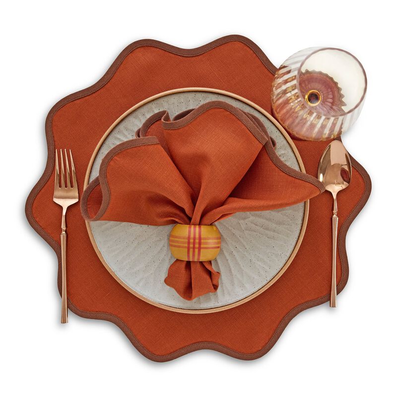 Linen Placemats - Giselle Scallop Edge image number 1