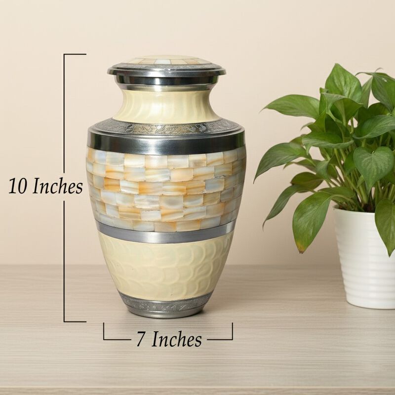 URNS Keepsake image number 3