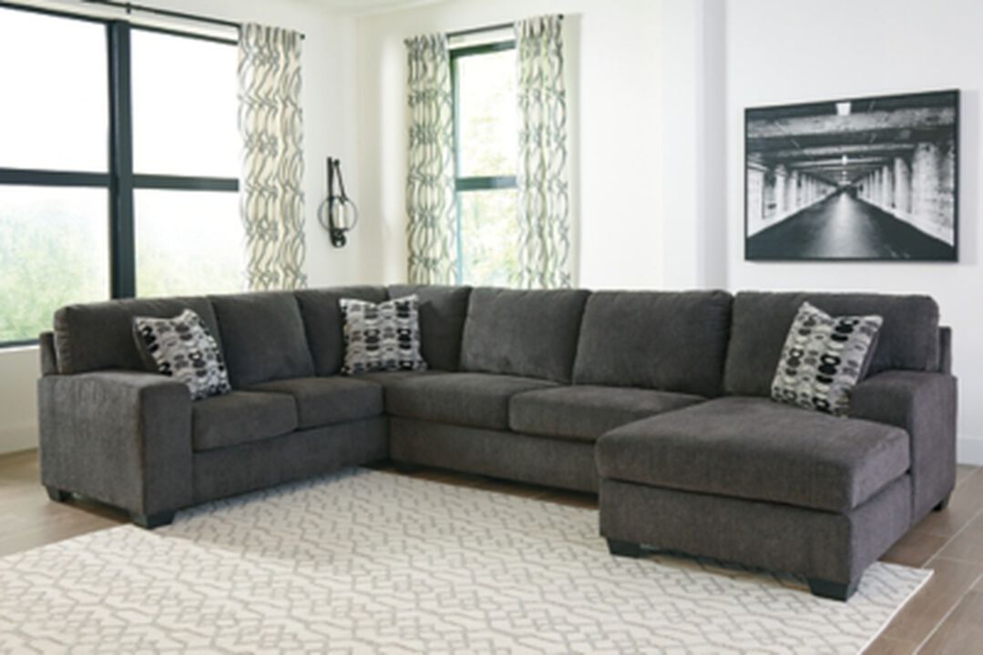Ballinasloe 3-Piece Sectional with Right Arm Facing Chaise
