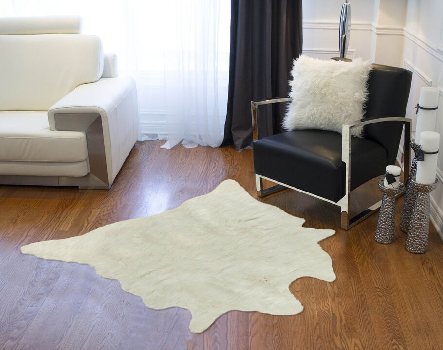 HomeRoots Modern Decorative Faux Cowhide Rug 4.25" x 5" - Off White