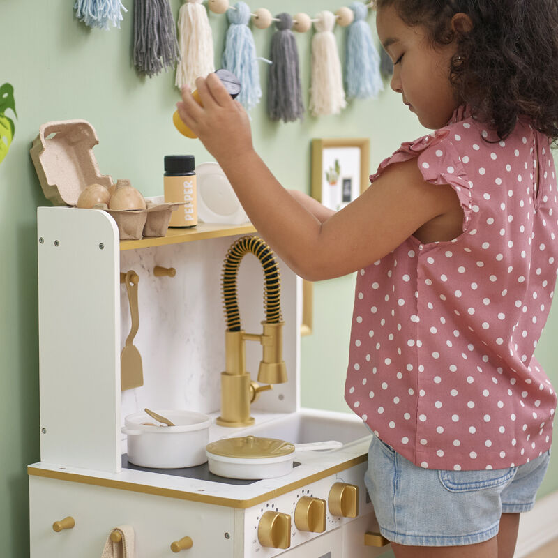 Teamson Kids Little Chef Memphis Play Kitchen + 16 Accessories and Interactive Toy Appliances, White/Gold image number 5