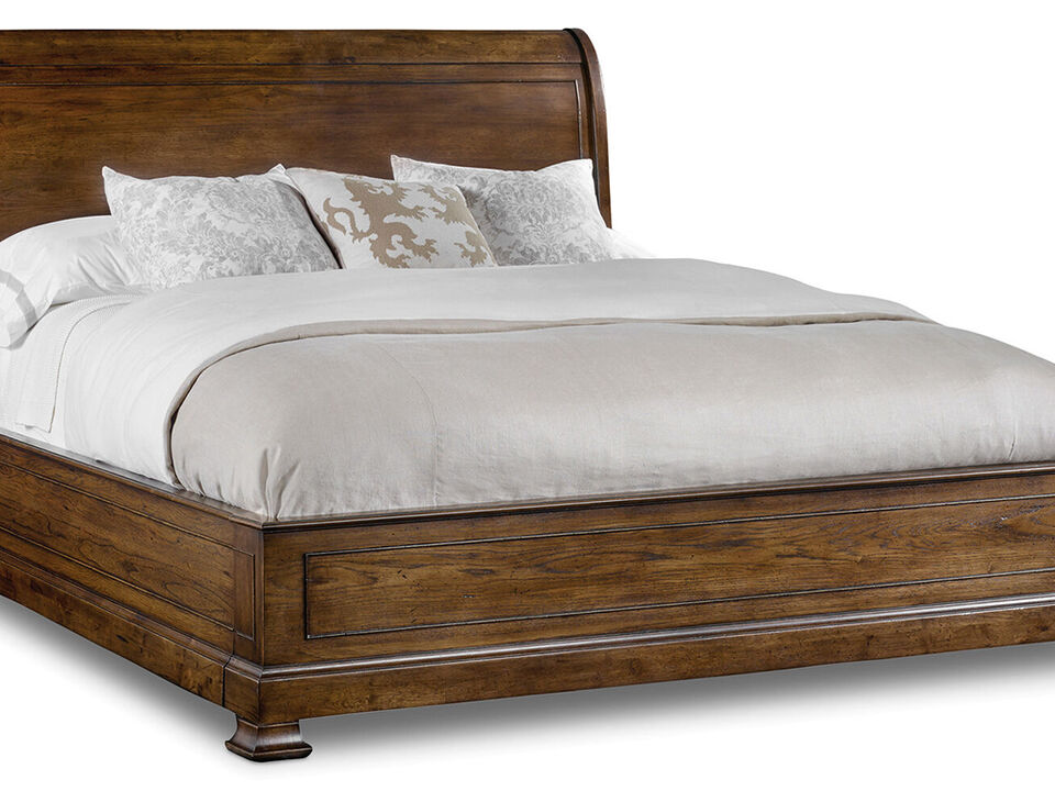 Archivist Queen Sleigh Bed with Low Footboard