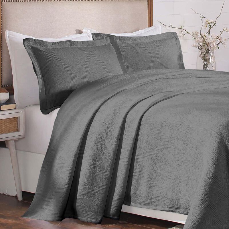 Soft Cotton Matelasse Bedspread Set, Lightweight Textured Bedding image number 0