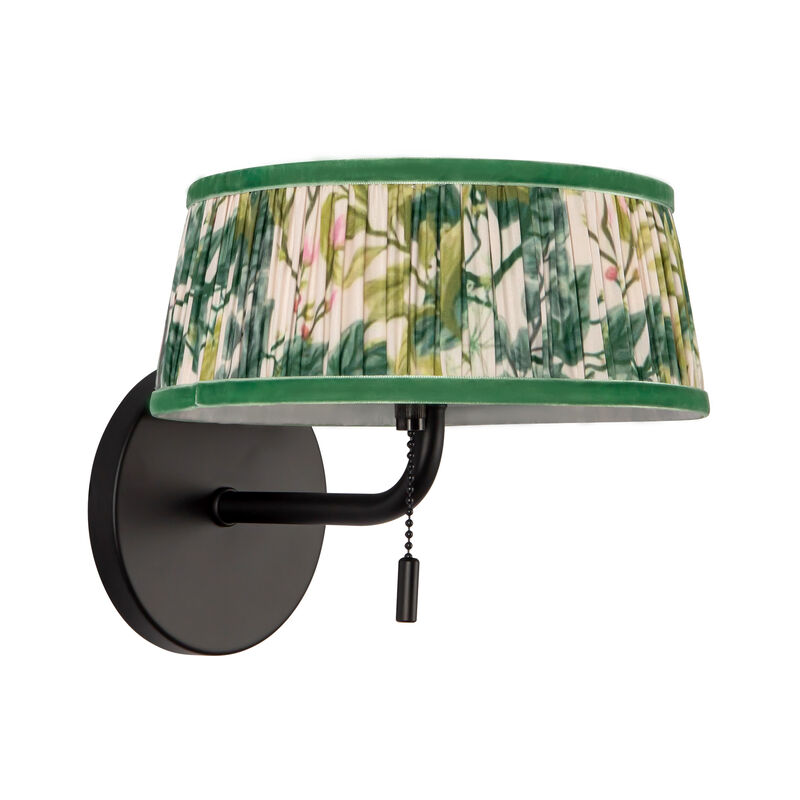 Scout 7-in Damp-Rated Wall/Vanity Light with Patterned Pleated Linen Shade image number 2