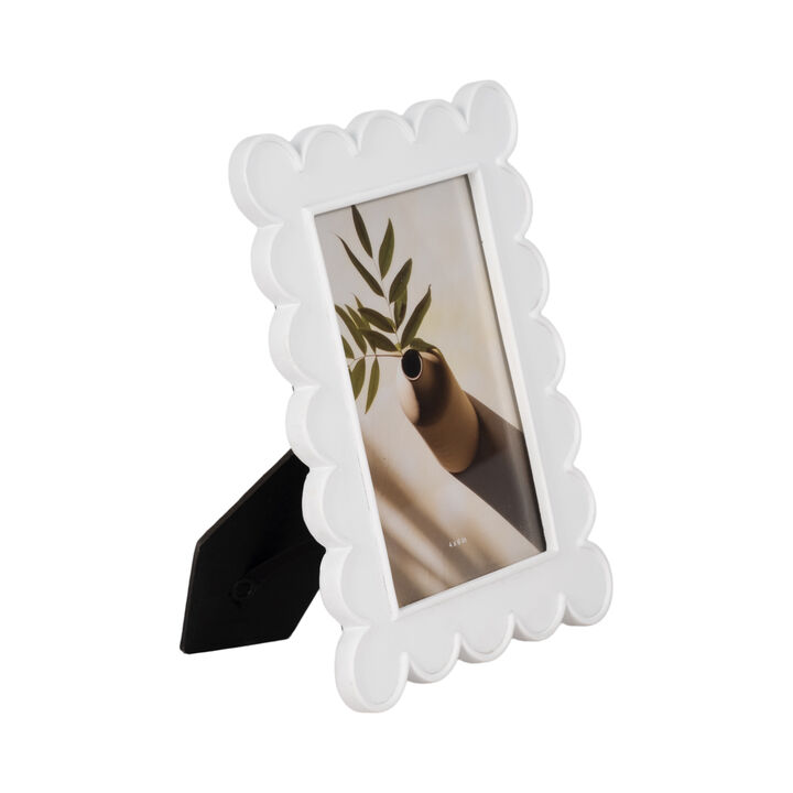 Rect Scallop Edge Frame