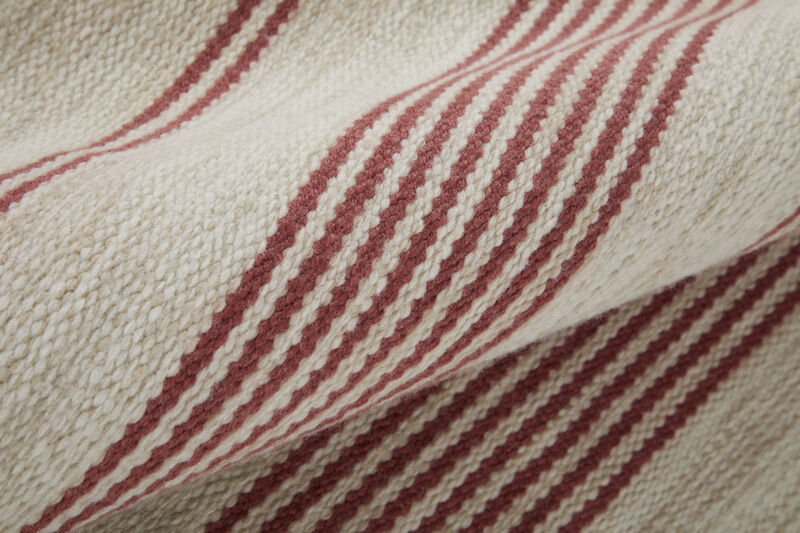 Duprine 0560F Red/Ivory 5' x 8' Rug