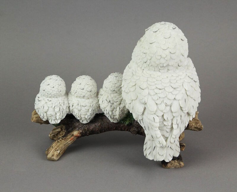 Lifelike Snowy Owl and Chicks Tabletop Statue Mother and Children Figure image number 3
