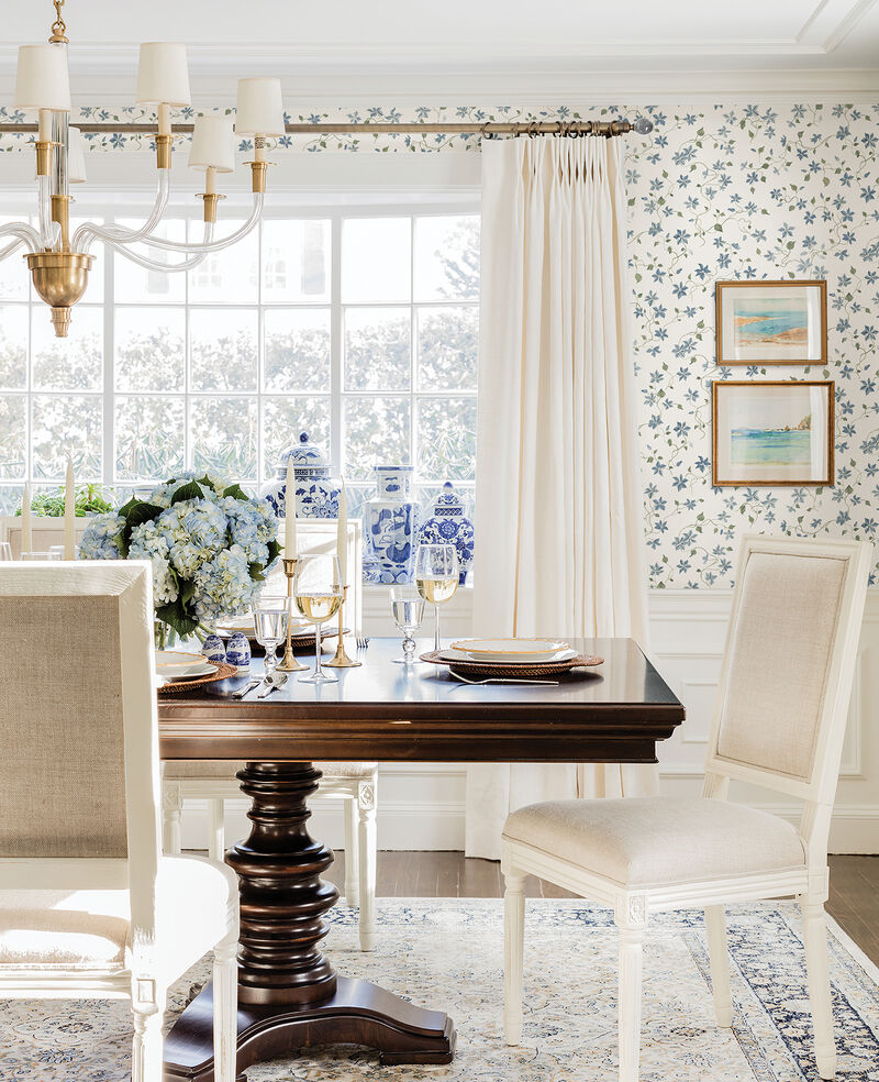 Betsy Blue Heather Floral Trail Wallpaper image number 2