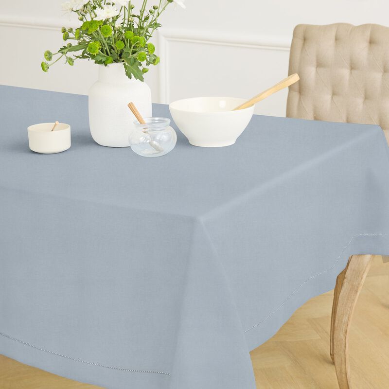 Solino Home Classic Hemstitch 100% Linen Tablecloth &ndash; Handcrafted, Machine Washable, Perfect for Holiday and Everyday Dining