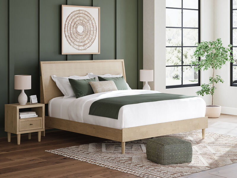 Cielden King Panel Bed image number 1