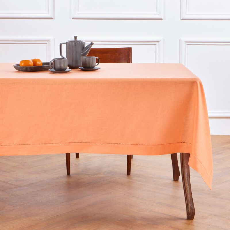 Solino Home Classic Hemstitch 100% Linen Tablecloth &ndash; Handcrafted, Machine Washable, Perfect for Holiday and Everyday Dining