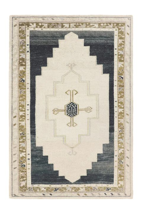 Casen Stellar Ancient Scroll 8'6" x 11'6" Rug