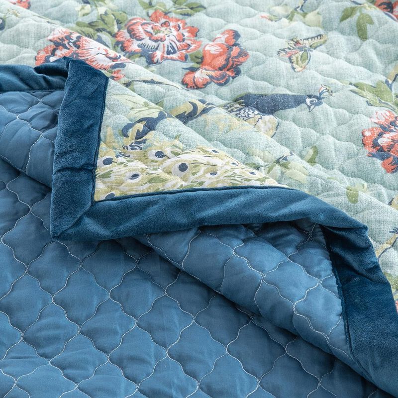 Eden 2 Piece Twin XL Quilt Set, Peacock and Songbirds, Green Microfiber - Benzara