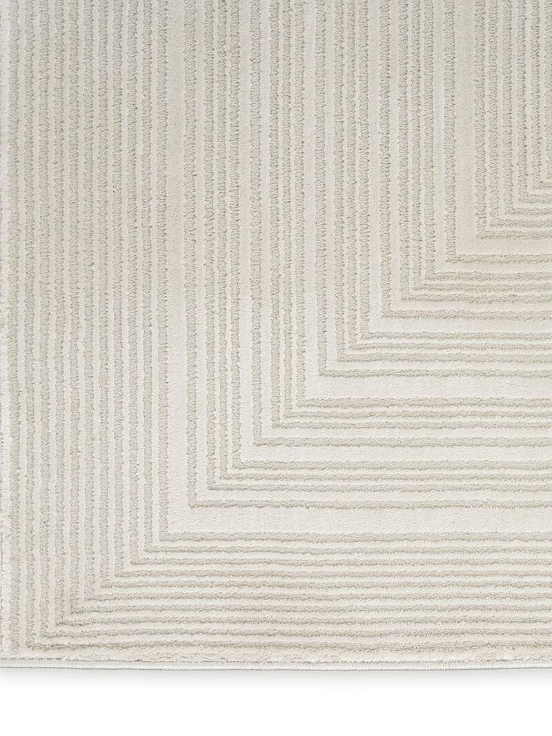 CK024 Irradiant IRR02 Ivory 3'11" x 5'11" Rug