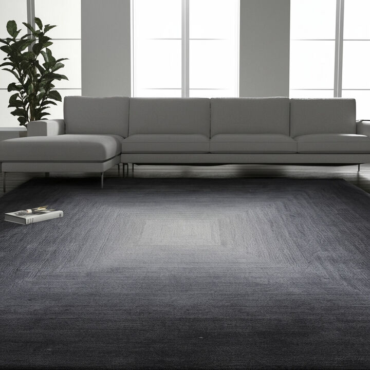 HomeRoots Abstract Hand Tufted Area Rug