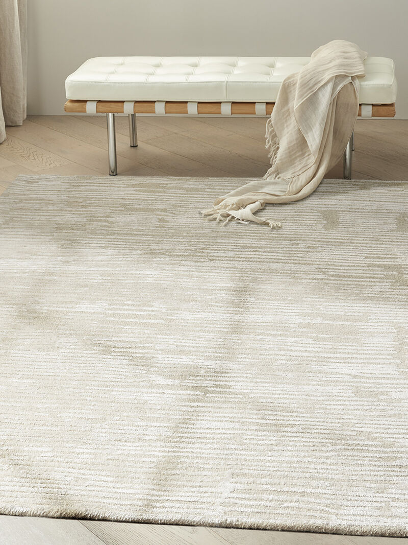 CK010 Linear LNR01 Ivory 3'9" x 5'9" Rug