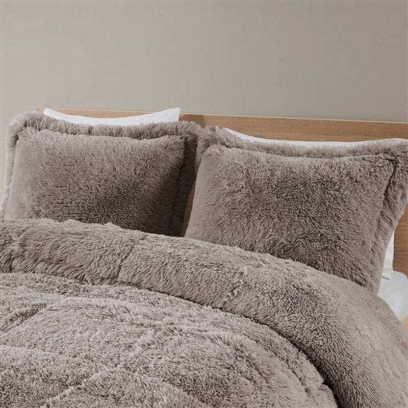 Soft Sherpa Faux Fur 3-Piece Comforter Set with Shams