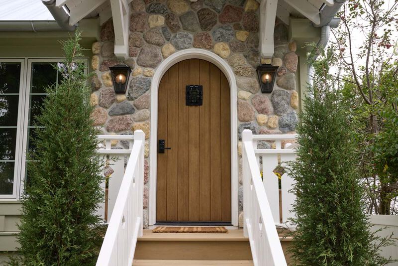 Tehama Exterior Wall Sconce image number 7