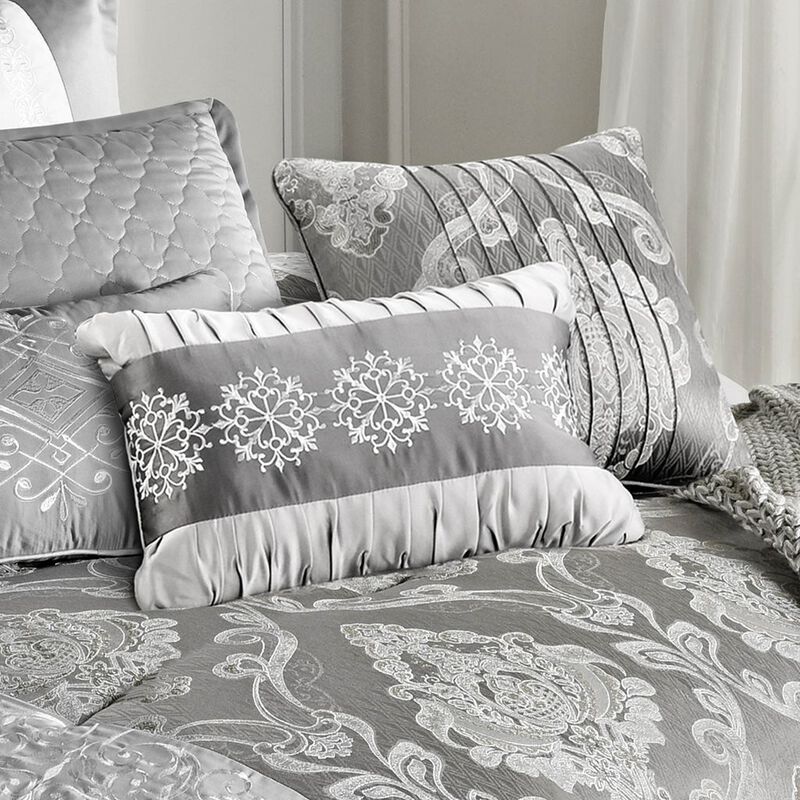 Gold Silver Medallion 12 pc Queen