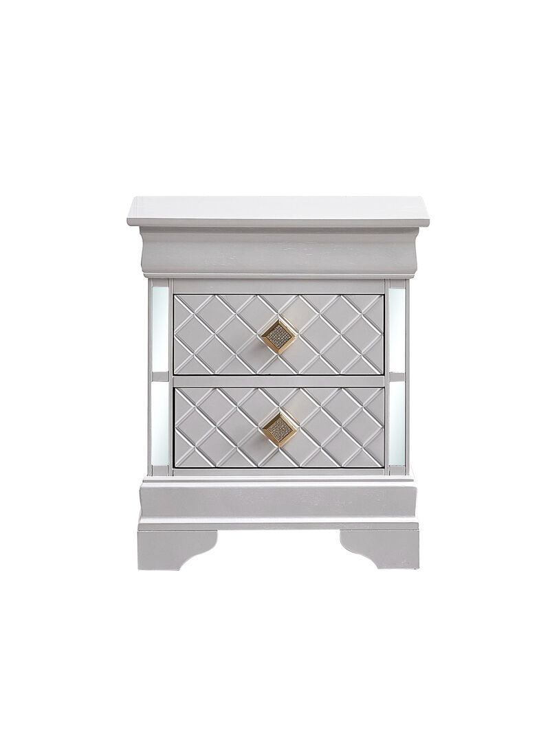 Veron Pearl White 2-Drawer 21 in. W NIghtstand