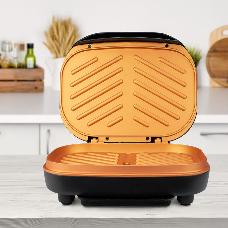 Brentwood TS-606BK 2-Serving Non-Stick 750w Indoor Electric Copper Grill and Panini Press in Black