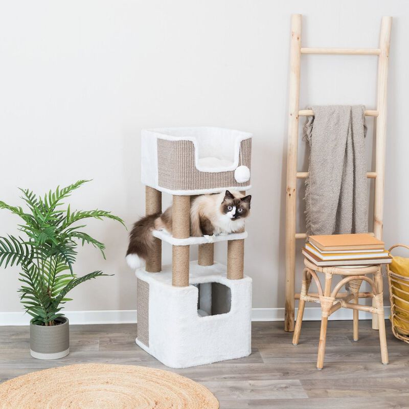 TRIXIE Lucano 39.8" Multi-Level Cat Tree with Sisal Scratching Posts image number 2