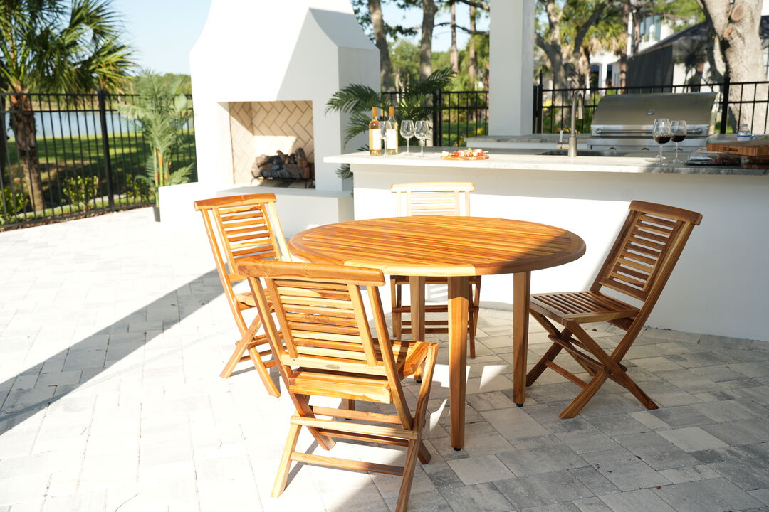 EcoDecors&reg; Oasis&reg; 48" Teak Wood Round Table in EarthyTeak Finish