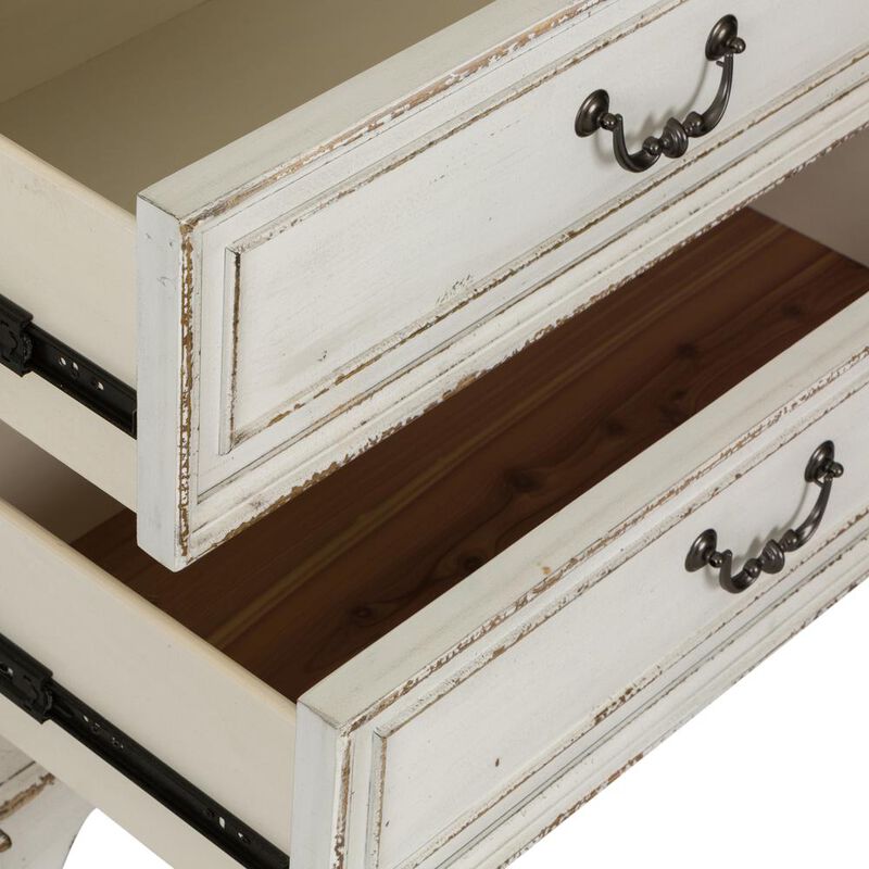 Liberty Furniture Abbey Park 5 Drawer Chest in Antique White image number 7