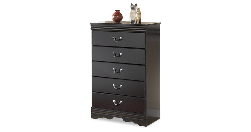 Huey Vineyard Chest of Drawers