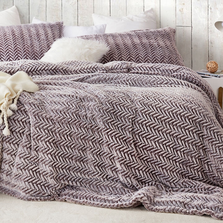 Cozy Peaks - Coma Inducer® Oversized Comforter - Chevron Frosted Sierra