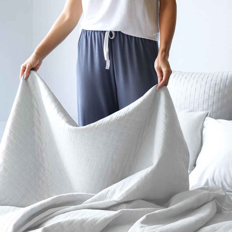 BedVoyage Luxury 100% viscose from Bamboo Quilted Brick Coverlet