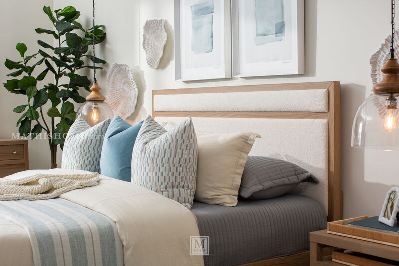 Merrifield Panel Bed image number 4