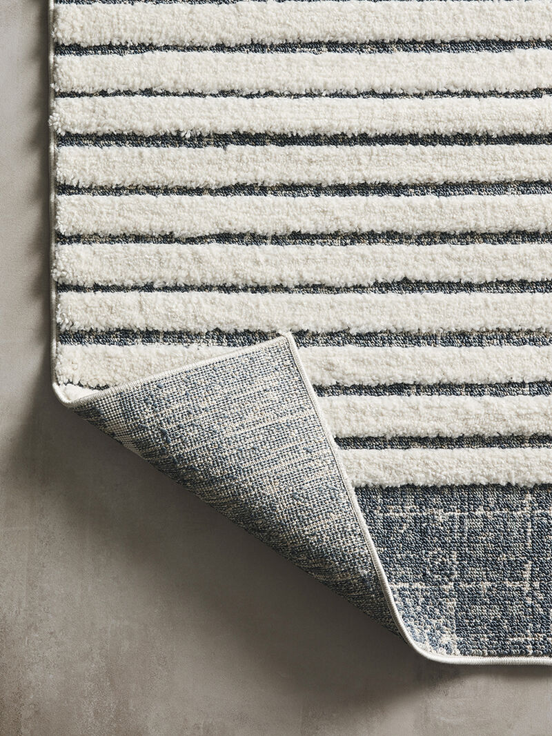 Hagen HAG01 White/Ocean 3'7" x 5'7" Rug