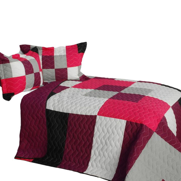 Girls Daydream Queen Size 3 Piece Patchwork Quilt Set with Vermicelli Quilting-Pink
