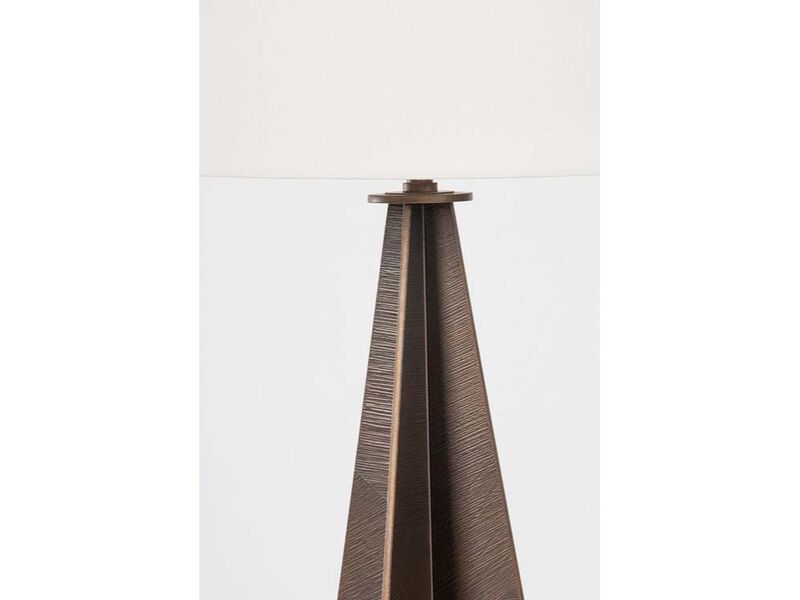 Finn Table Lamp image number 4