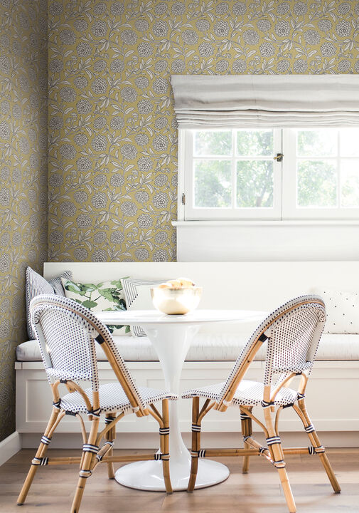 Chatsworth Garden Butter Floral Trail Wallpaper