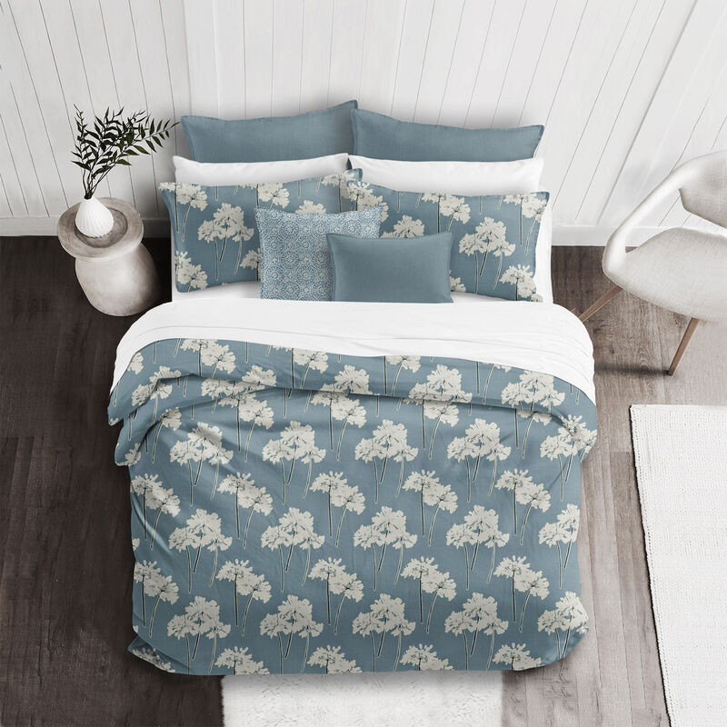 6ix Tailors Fine Linens Summerfield Blue Comforter Set