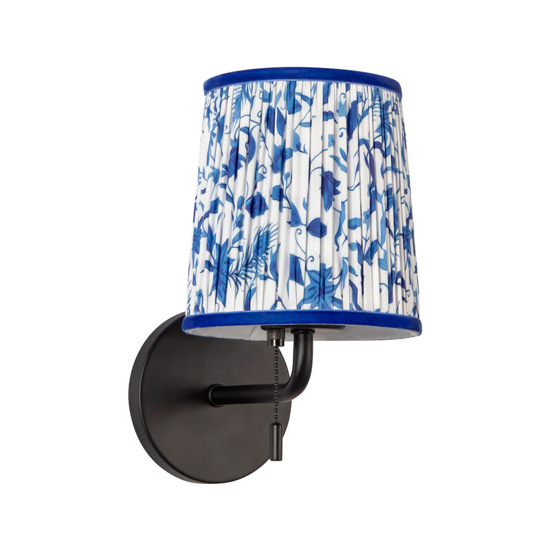 Scout 10-in Damp-Rated Wall/Vanity Light with Patterned Pleated Linen Shade image number 2