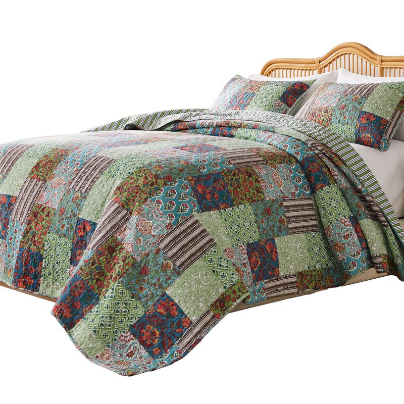 Aby 3pc King Quilt Set, Reversible Patchwork, Jade Green Cotton Microfiber - Benzara